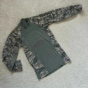Massif USAF Airman Battle Shirt FA Men’s Size Small Tiger Stripe Tactical Army